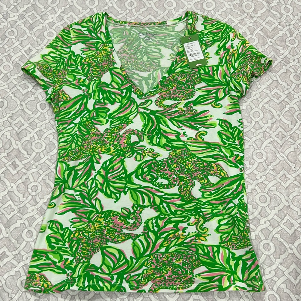 Lilly Pulitzer - Colorful Tee with V Neck